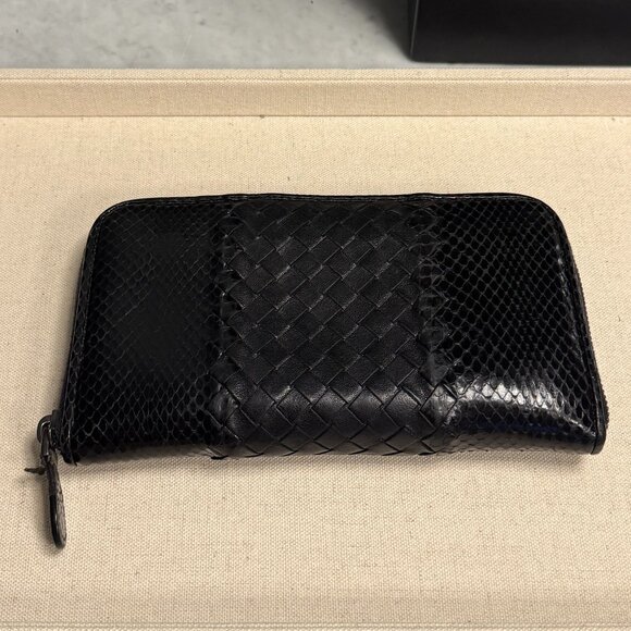 *Ultra Rare* Bottega Veneta Python & Intrecciato Nappa Leather Zip Around Wallet - Picture 3 of 16